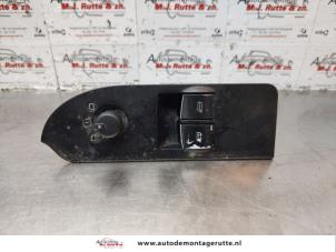 Begagnade Flerfunktionsbrytare, fönster Audi A2 (8Z0) 1.4 16V Pris på förfrågan erbjuds av Autodemontage M.J. Rutte B.V.