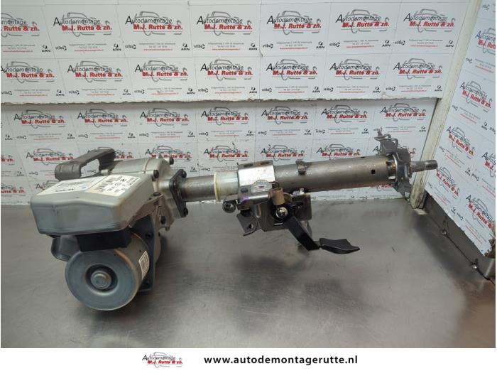 Elservostyrningsenhet från en Kia Cee'd (EDB5) 1.4 CVVT 16V 2007