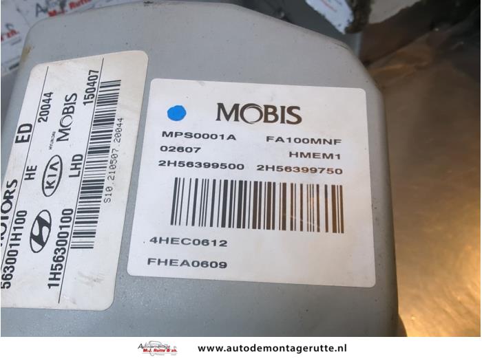 Elservostyrningsenhet från en Kia Cee'd (EDB5) 1.4 CVVT 16V 2007