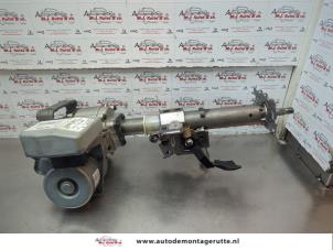 Begagnade Elservostyrningsenhet Kia Cee'd (EDB5) 1.4 CVVT 16V Pris € 350,00 Marginaltabell erbjuds av Autodemontage M.J. Rutte B.V.