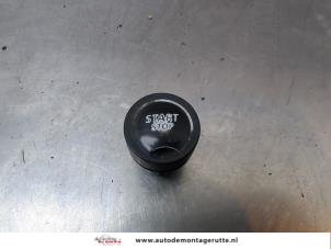 Begagnade Start/stopp-brytare Renault Espace (JK) 3.5 V6 24V Grand Espace Pris på förfrågan erbjuds av Autodemontage M.J. Rutte B.V.