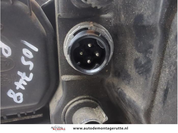 Strålkastare, höger från en BMW 3 serie (E36/4) 316i 1993