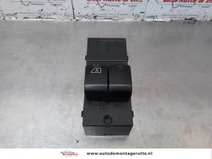 O182719 Gebruikte combischakelaar ramen Nissan Micra