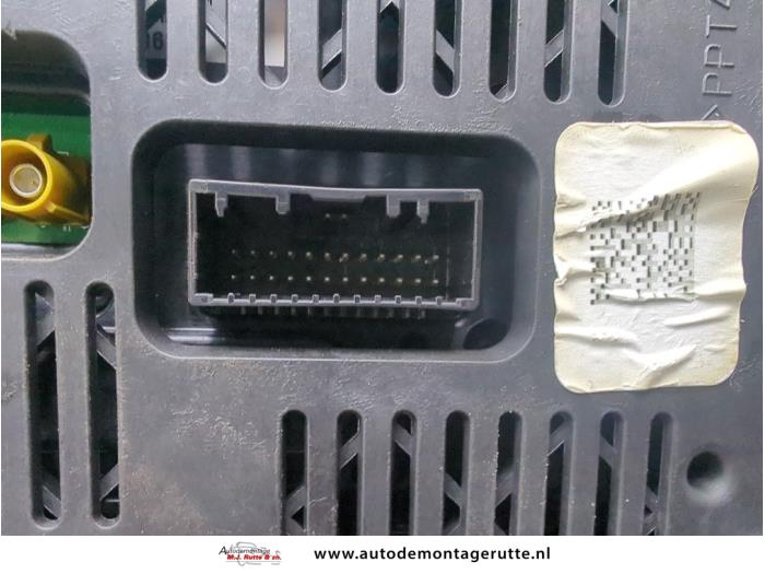 Vägmätare KM från en Renault Grand Scénic III (JZ) 1.4 16V TCe 130 2013