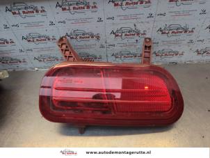 Begagnade Bakre dimljus Peugeot 5008 I (0A/0E) 1.6 THP 16V Pris på förfrågan erbjuds av Autodemontage M.J. Rutte B.V.
