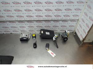 Begagnade Tändningslås + dator Kia Rio III (UB) 1.2 CVVT 16V Pris € 175,00 Marginaltabell erbjuds av Autodemontage M.J. Rutte B.V.