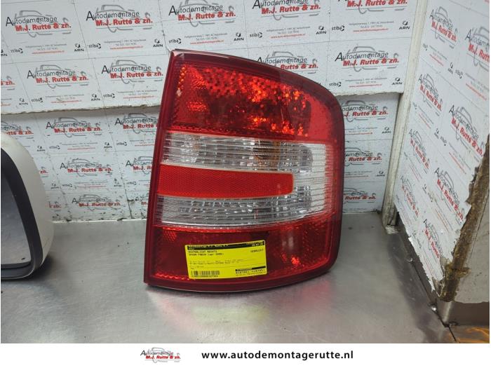 Gebruikte Achterlicht rechts Skoda Fabia O187354