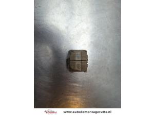 O187370 Gebruikte combischakelaar ramen Volkswagen Golf