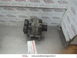 O188005 Gebruikte alternator Renault Clio
