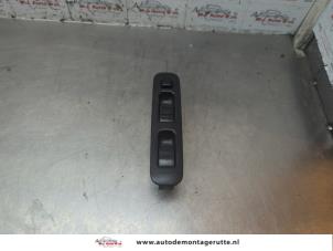 O188031 Gebruikte combischakelaar ramen Suzuki Ignis