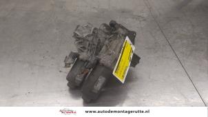 Begagnade Robotiserad växellåda Opel Meriva 1.6 16V Pris på förfrågan erbjuds av Autodemontage M.J. Rutte B.V.