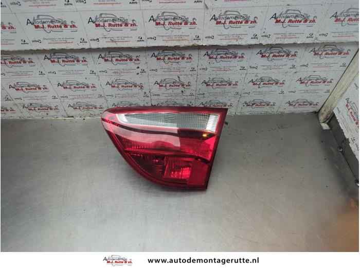 Baklykta, höger från en Seat Exeo ST (3R5) 2.0 TSI 16V 2010