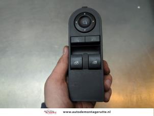 O192315 Gebruikte combischakelaar ramen Opel Zafira