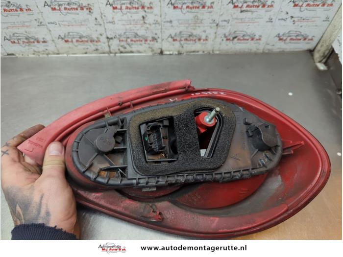 Baklykta, vänster från en Toyota Aygo (B10) 1.0 12V VVT-i 2008