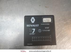 Gebruikte Module Trekhaak Renault Grand Scénic III (JZ) 2.0 16V CVT Prijs op aanvraag aangeboden door Autodemontage M.J. Rutte B.V.