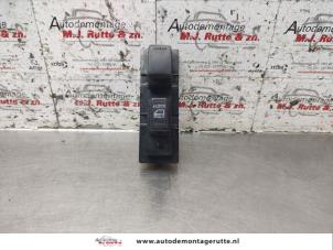 O193121 Gebruikte schakelblok ruiten Suzuki Alto