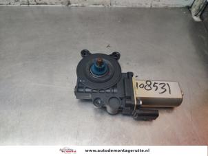O193502 Gebruikte motor electrisch raam Ford Fiesta