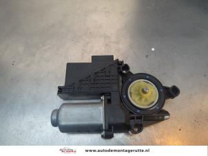 O194365 Gebruikte motor electrisch raam Volkswagen Polo