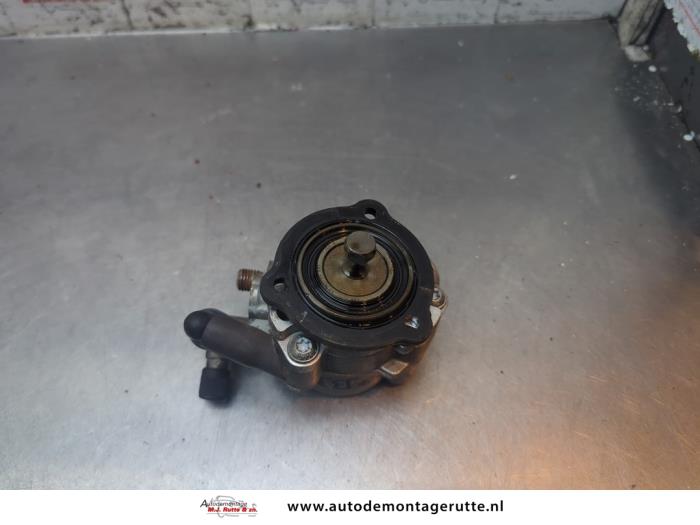 Gebruikte Hogedrukpomp Opel Zafira O194763