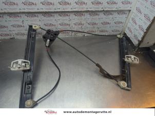 O194859 Gebruikte ruitmechaniek 2deurs links-voor Ford Fiesta