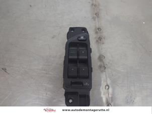 O195044 Gebruikte combischakelaar ramen Subaru Outback