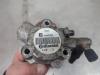 Gebruikte Hogedrukpomp Opel Zafira O195112