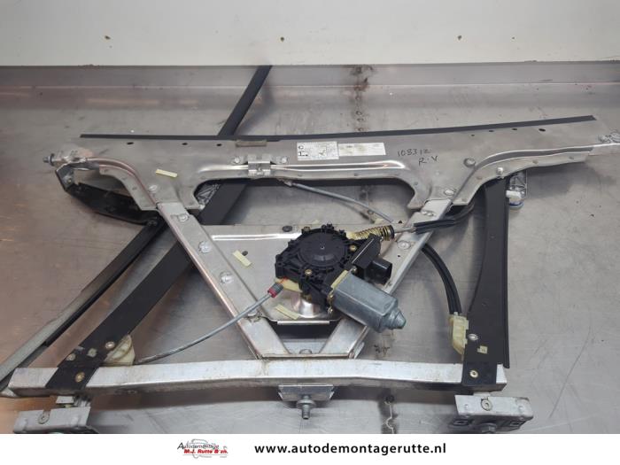 Gebruikte Ruitmechaniek 2Deurs rechts-voor Audi TT O195251