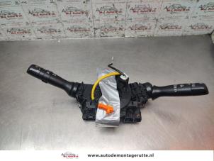 O195288 Gebruikte schakelaar stuurkolom (licht) Toyota Aygo
