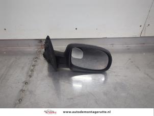 O195289 Gebruikte spiegel buiten rechts Opel Corsa
