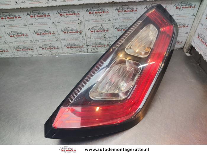 Gebruikte Achterlicht rechts Fiat Punto O195348