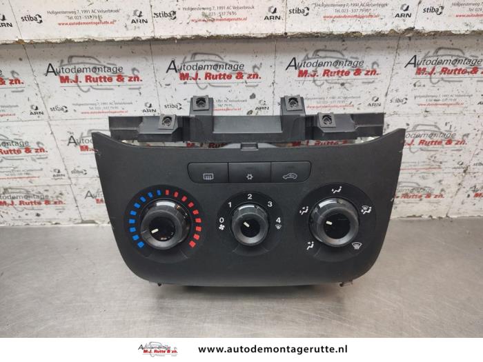 Gebruikte Kachel Bedieningspaneel Fiat Punto O195356