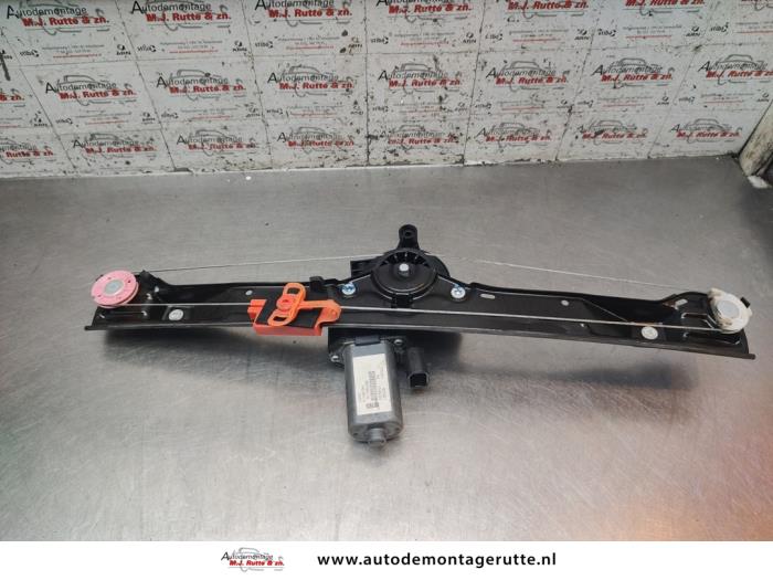 Gebruikte Ruitmechaniek 2Deurs links-voor Fiat Punto O195365