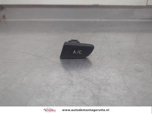 O195378 Gebruikte sleutel+contactslot Opel Agila