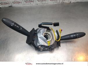 O195384 Gebruikte schakelaar stuurkolom (licht) Ford KA