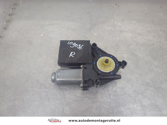 Gebruikte Motor portierruit Volkswagen Touran O195410