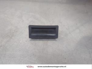 O195520 Gebruikte achterklep handgreep Volkswagen Sharan