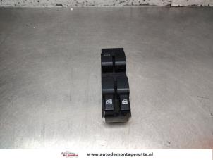 O195529 Gebruikte raam schakelaar elektrisch Suzuki Swift