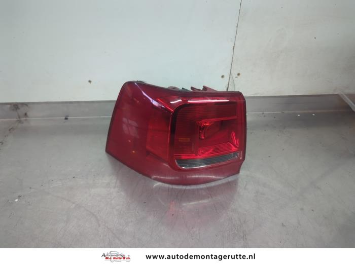 Gebruikte Achterlicht links Volkswagen Sharan O195532