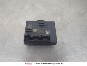 O195552 Gebruikte comfort module Volkswagen Sharan