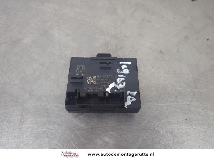 Gebruikte Comfort Module Volkswagen Sharan O195594