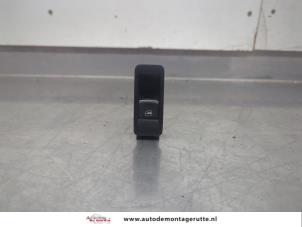 O195599 Gebruikte schakelaar elektrisch raam Volkswagen Sharan