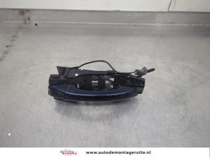 O195608 Gebruikte schuifdeurgreep rechts Volkswagen Sharan