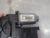 Gebruikte Portierruitmotor Skoda Fabia O195625