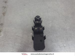 O195631 Gebruikte combischakelaar ramen Peugeot 207