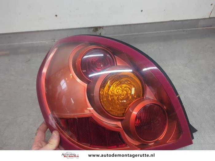Gebruikte Achterlicht links Nissan Almera O195638