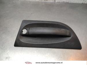 O195667 Gebruikte deurgreep 4deurs links-voor Smart Forfour