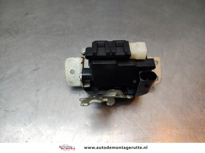 Gebruikte Slotmechaniek Achterklep Smart Forfour O195670