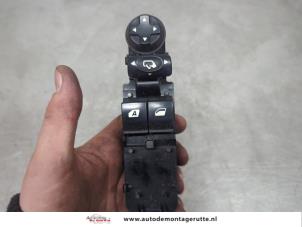 O195713 Gebruikte combischakelaar ramen Citroen DS3