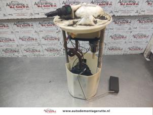 O195800 Gebruikte brandstofpomp elektrisch Fiat Panda