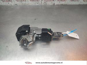 O195810 Gebruikte kontaktslot+sleutel Honda CR-V